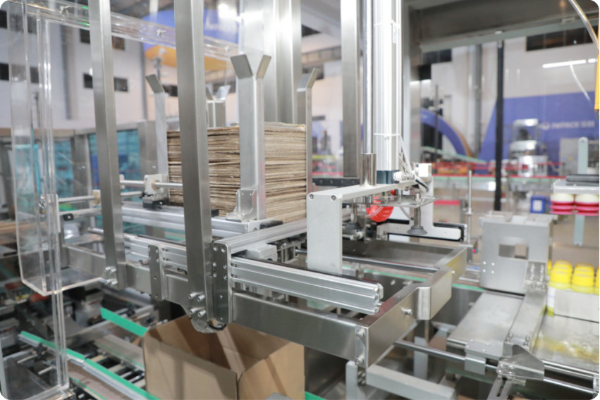 6-12 กล่อง/นาที KZJ-2AH เครื่องบรรจุกล่องกล่องแบบอัตโนมัติเต็ม 380V 5.5KW